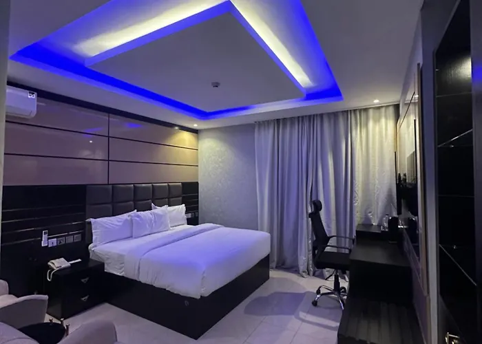Grand Riviera Hotel